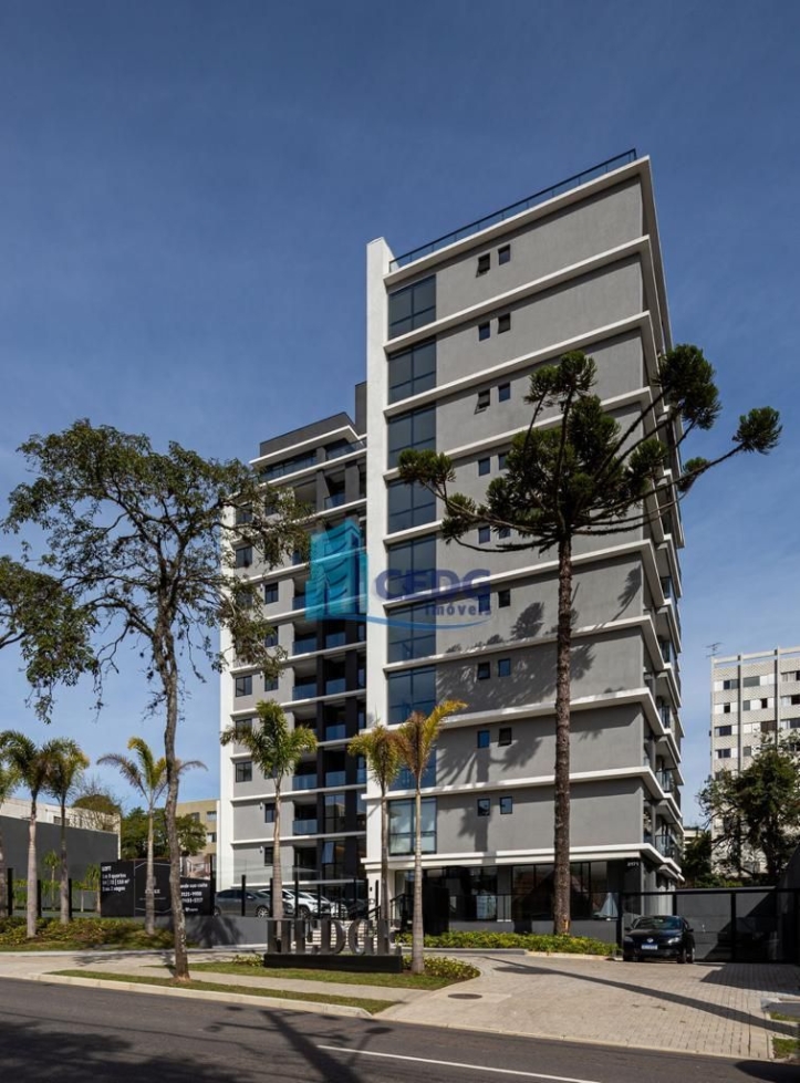 Cobertura no Batel com 190 metros total construído
