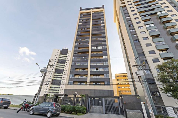 Oportunidade Única: Apartamento Espaçoso e Ensolarado no Edifício Portal