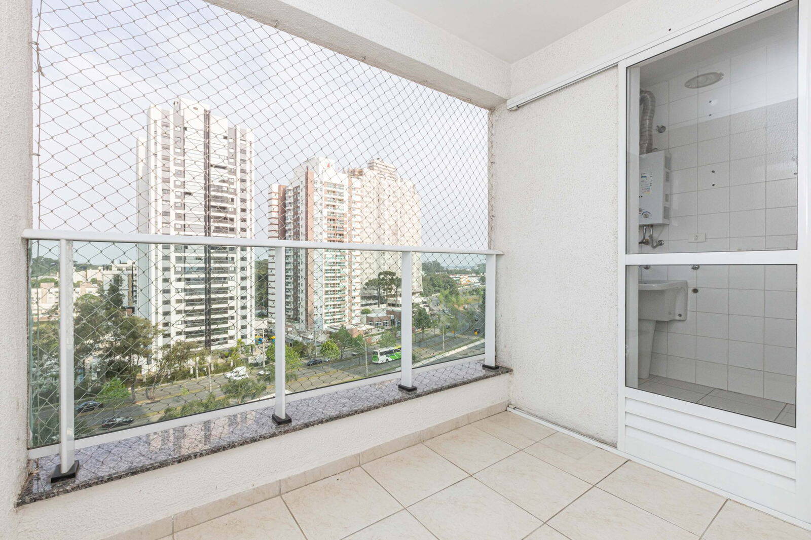#291 - Apartamento para Venda em Curitiba - PR