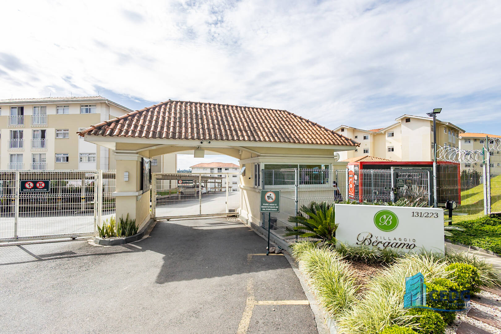Oportunidade! Apartamento 3 Quartos com Academia e Salões de Festa!