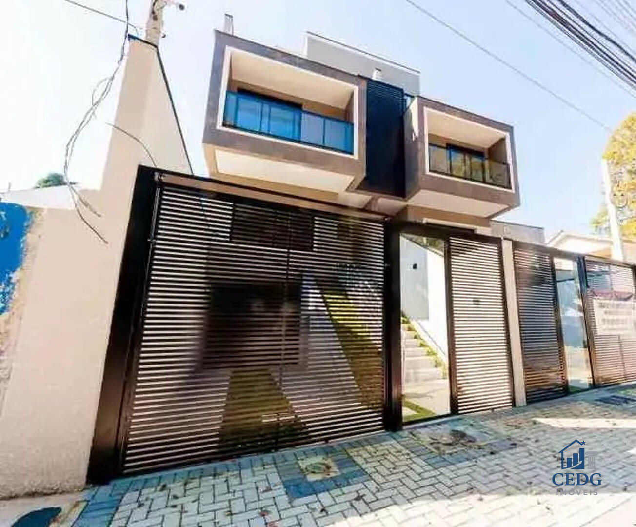 Triplex exclusivo à venda nas Mercês – 156 m² privativos, 3 suítes e 2 vaga