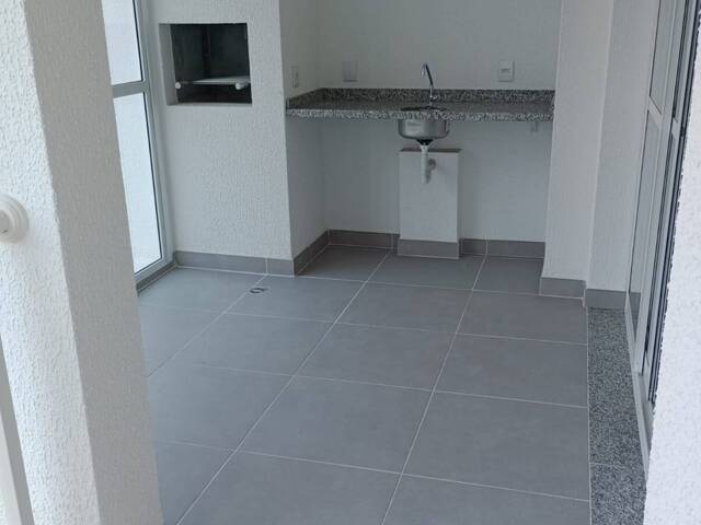 Apartamento para Venda em Curitiba - 2