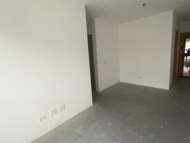 Apartamento para Venda em Curitiba - 3