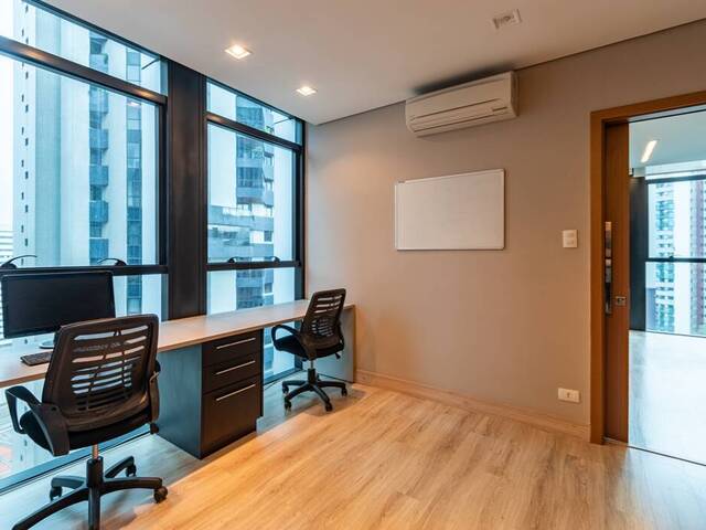Sala para Venda em Curitiba - 4