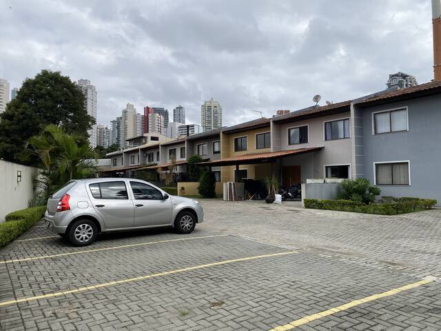 Casa para Venda em Curitiba - 3