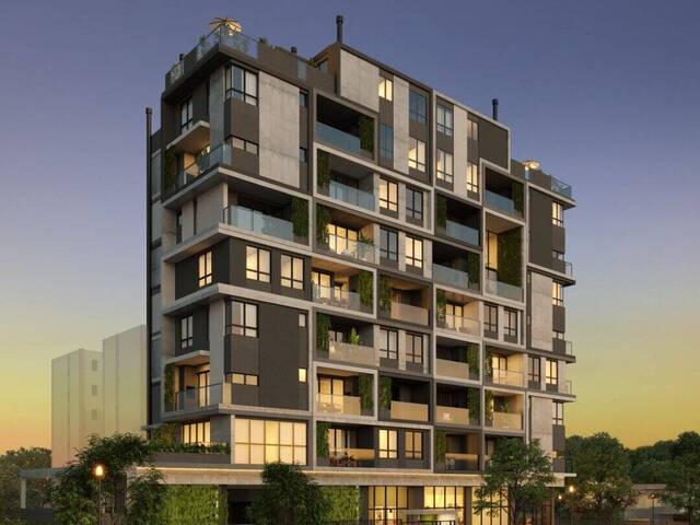Apartamento para Venda em Curitiba - 2