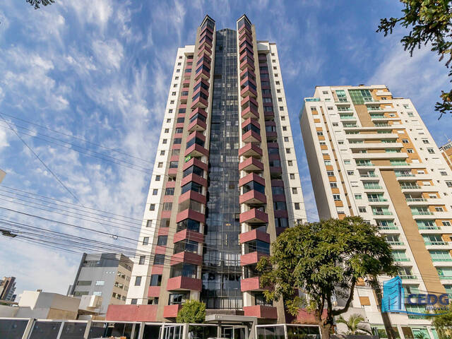 Apartamento para Venda em Curitiba - 2