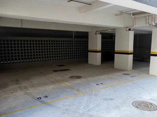 Apartamento para Venda em Curitiba - 4
