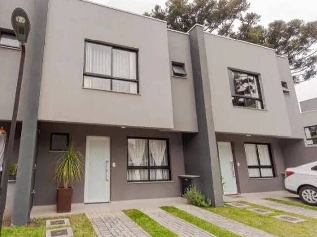 Casa para Venda em Curitiba - 2
