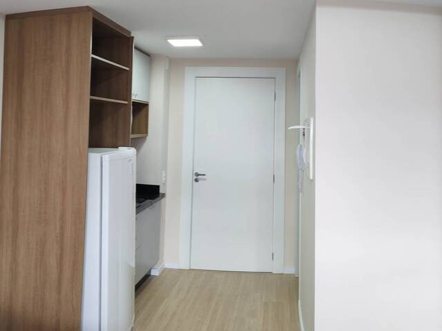 Apartamento para Venda em Curitiba - 4