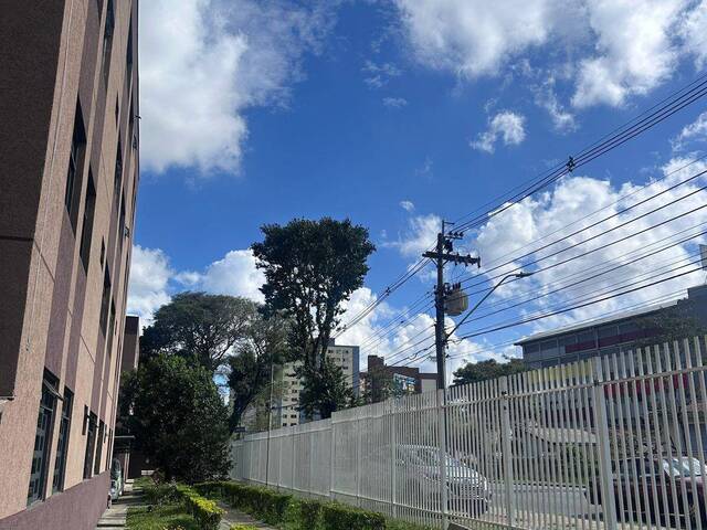 Apartamento para Venda em Curitiba - 2