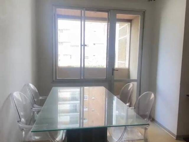 Apartamento para Venda em Curitiba - 2