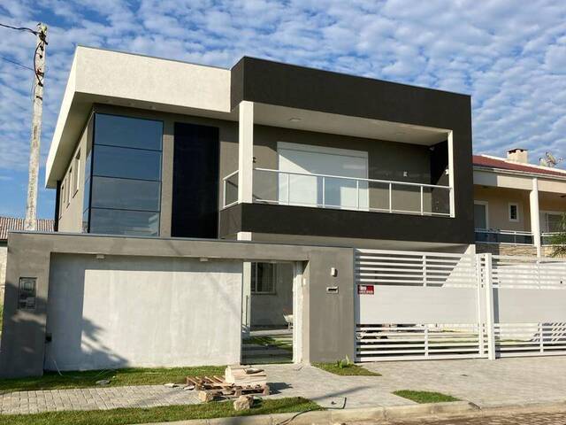 #CA-MT450 - Casa para Venda em Matinhos - PR - 2