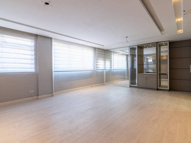 Apartamento para Venda em Curitiba - 5