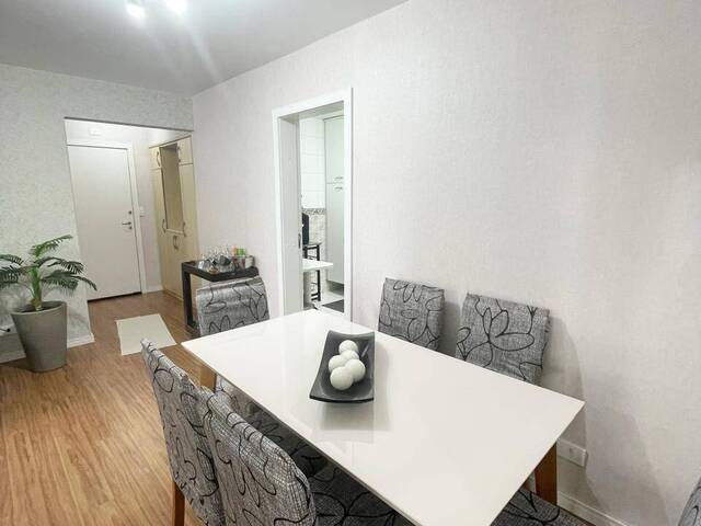 Apartamento para Venda em Curitiba - 5