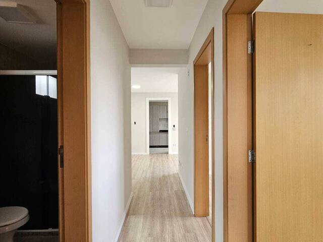Apartamento para Venda em São José dos Pinhais - 5