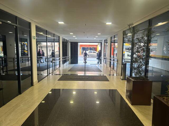 Sala para Venda em Curitiba - 5