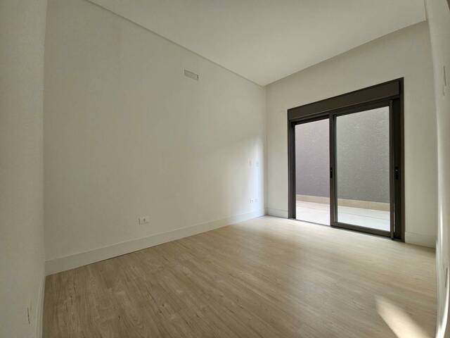 Apartamento para Venda em Curitiba - 4