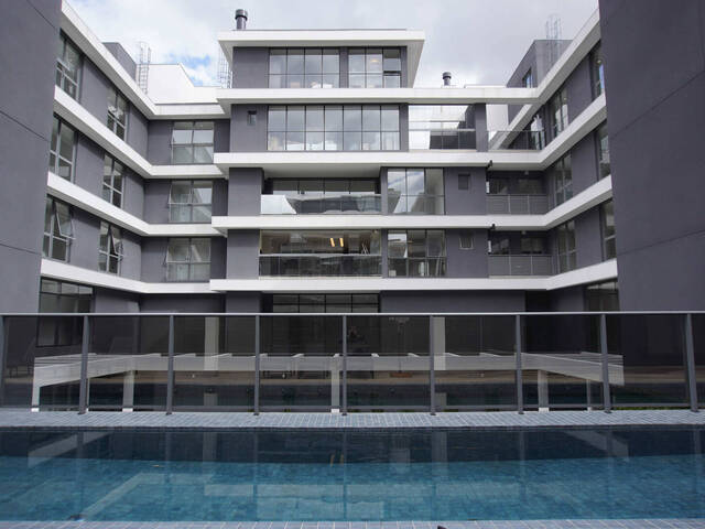 Apartamento para Venda em Curitiba - 4