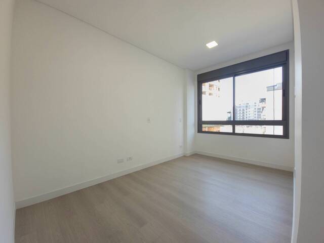 Apartamento para Venda em Curitiba - 5