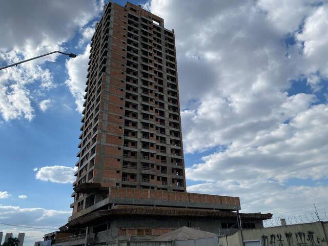 Apartamento para Venda em Curitiba - 3