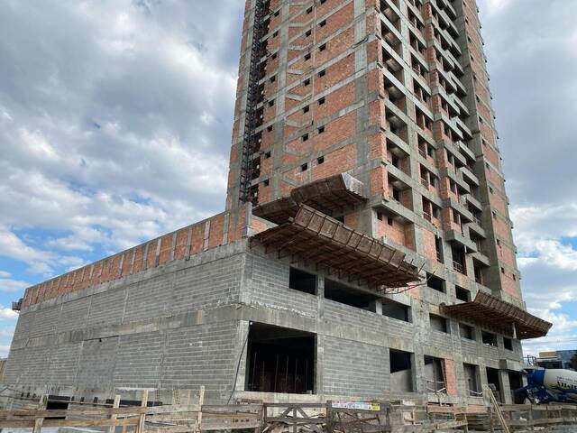 Apartamento para Venda em Curitiba - 4