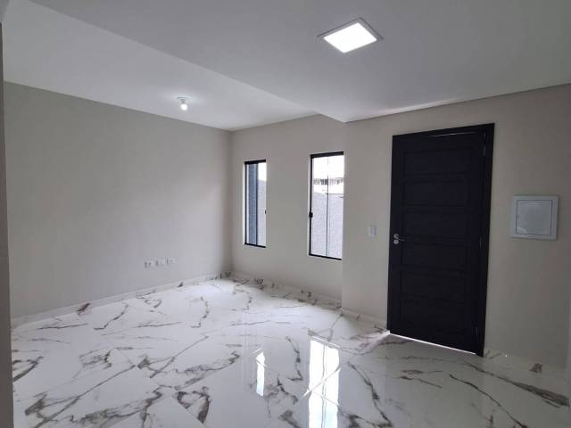 Sobrado para Venda em Curitiba - 5