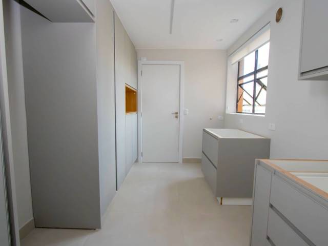 Apartamento para Venda em Curitiba - 4