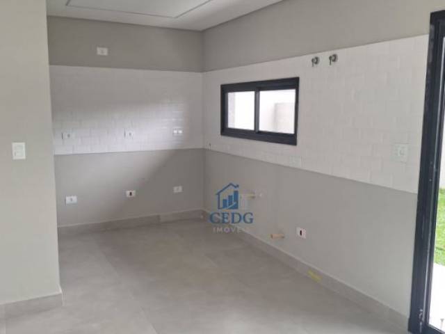 Sobrado em Condomínio para Venda em Curitiba - 5