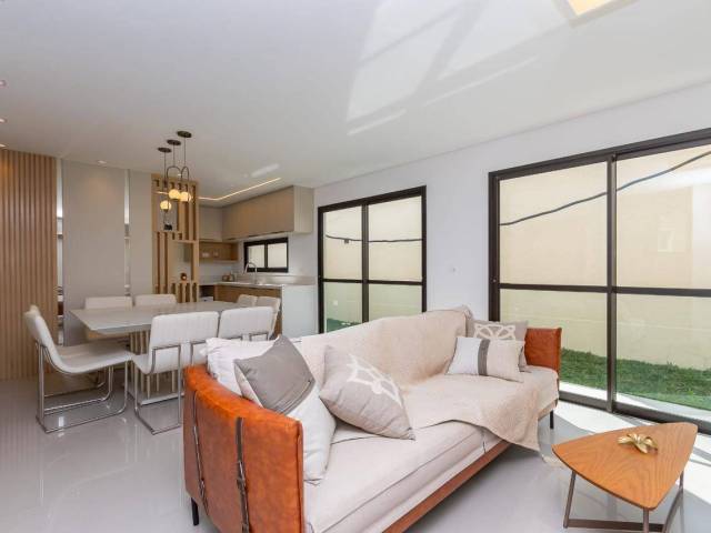 Sobrado em Condomínio para Venda em Curitiba - 5