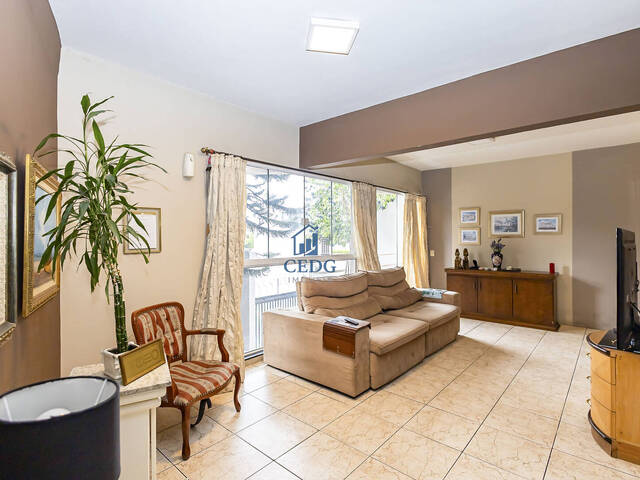 Sobrado para Venda em Curitiba - 4