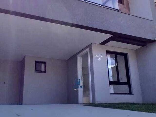 Sobrado em Condomínio para Venda em Curitiba - 5