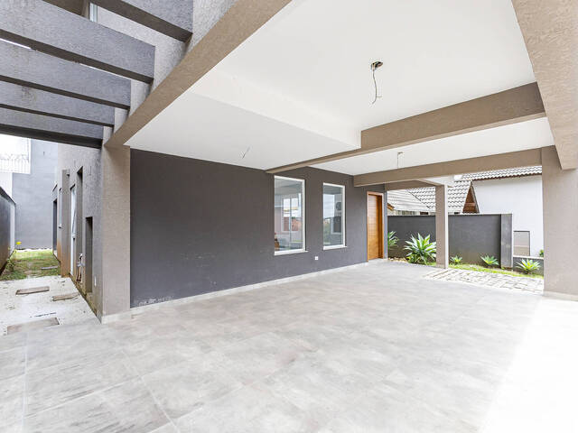 #590 - Casa em condomínio para Venda em Curitiba - PR