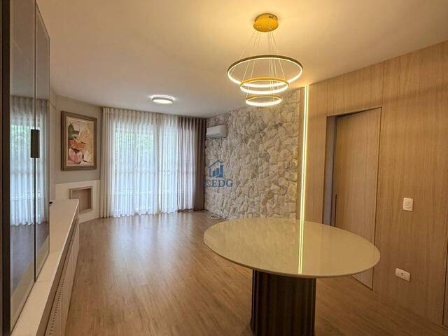 Apartamento para Venda em Curitiba - 5