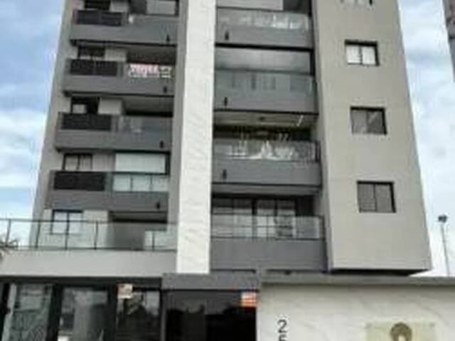 Venda em Capão Raso - Curitiba