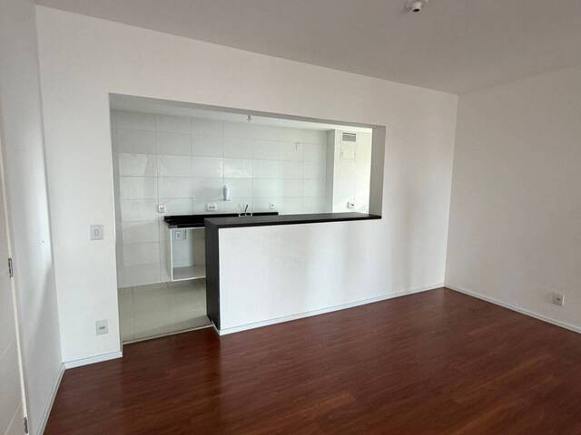 Apartamento para Venda em Curitiba - 3