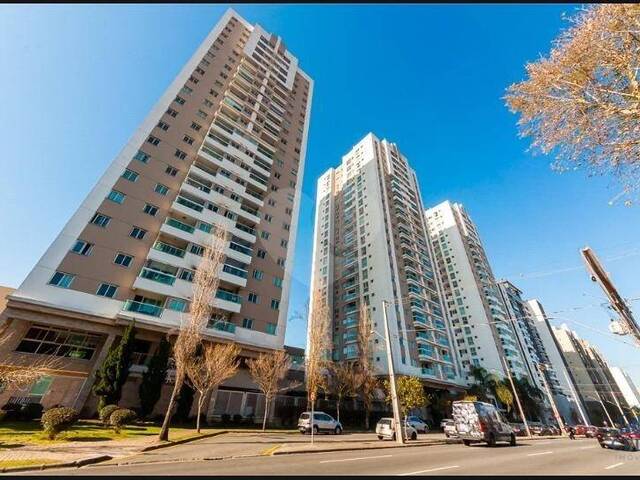 Apartamento para Venda em Curitiba - 2