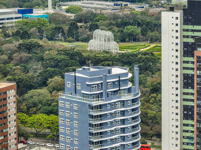 Apartamento para Venda em Curitiba - 2