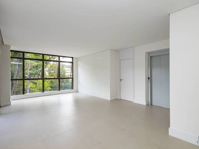 Apartamento para Venda em Curitiba - 4