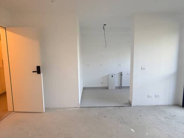Apartamento para Venda em Curitiba - 4