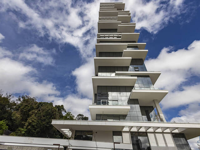 Apartamento para Venda em Curitiba - 2
