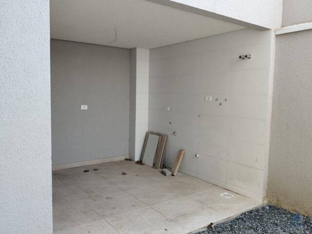 Sobrado em Condomínio para Venda em Curitiba - 5