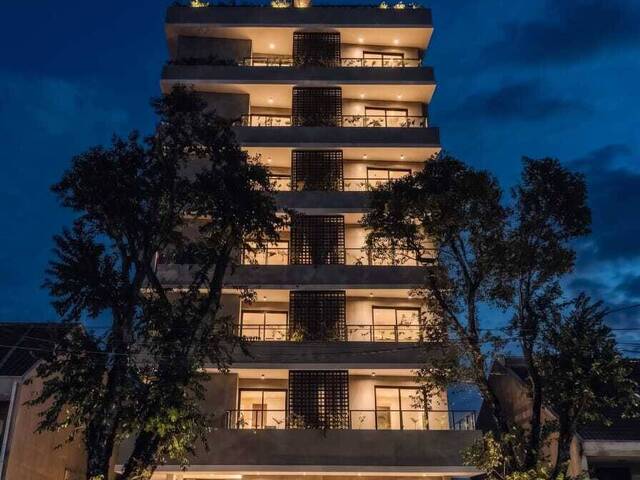 Apartamento para Venda em Curitiba - 2