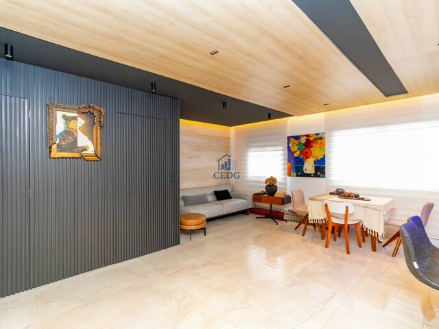 #589 - Apartamento para Venda em Curitiba - PR